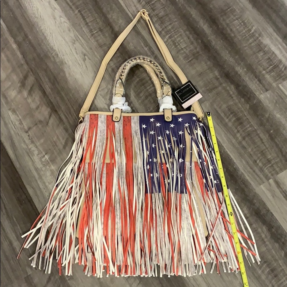 NWT! American Flag Fringe Purse! - Picture 6 of 10